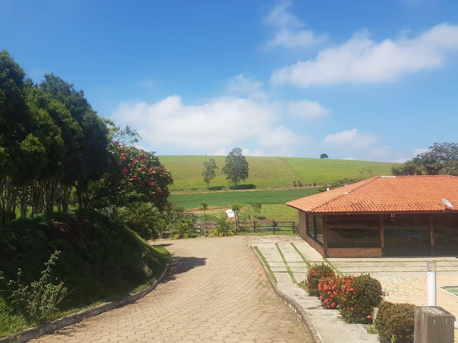 Fazenda em Cachoeira Paulista/São Paulo — Ref QNWFDV — Imagem 8