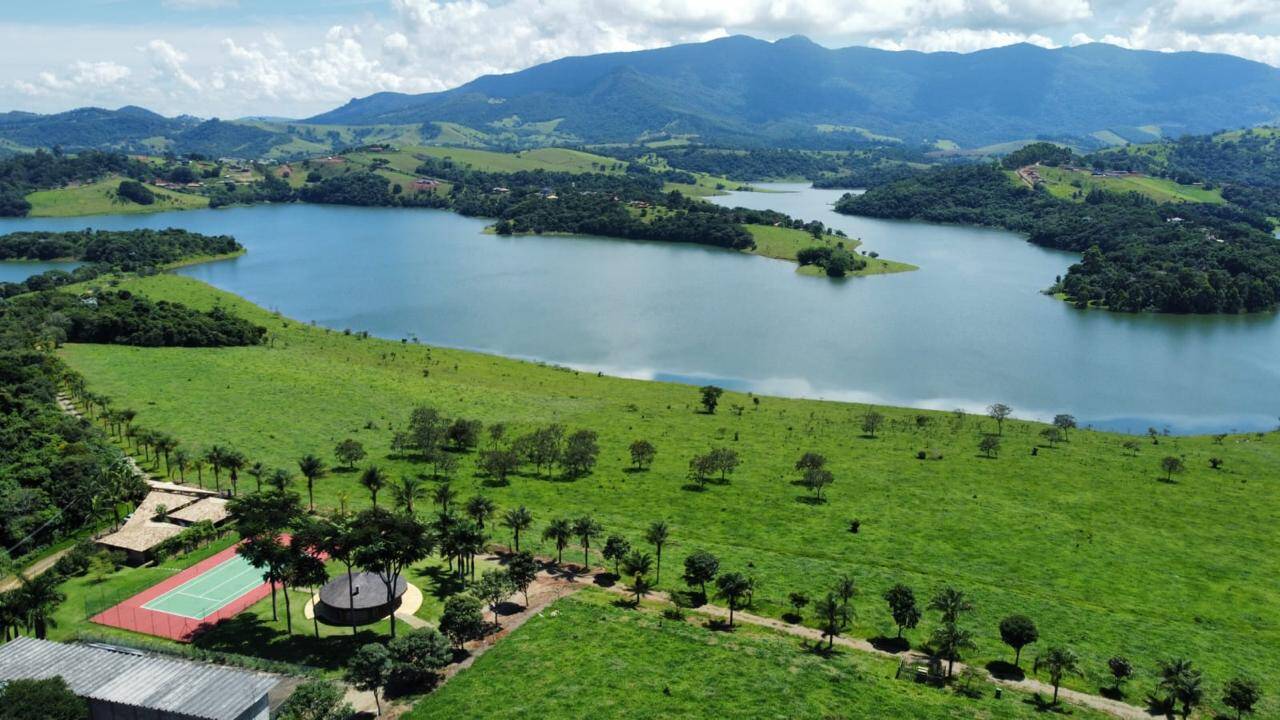 #1181 - Terreno em condomínio para Venda em Joanópolis - SP