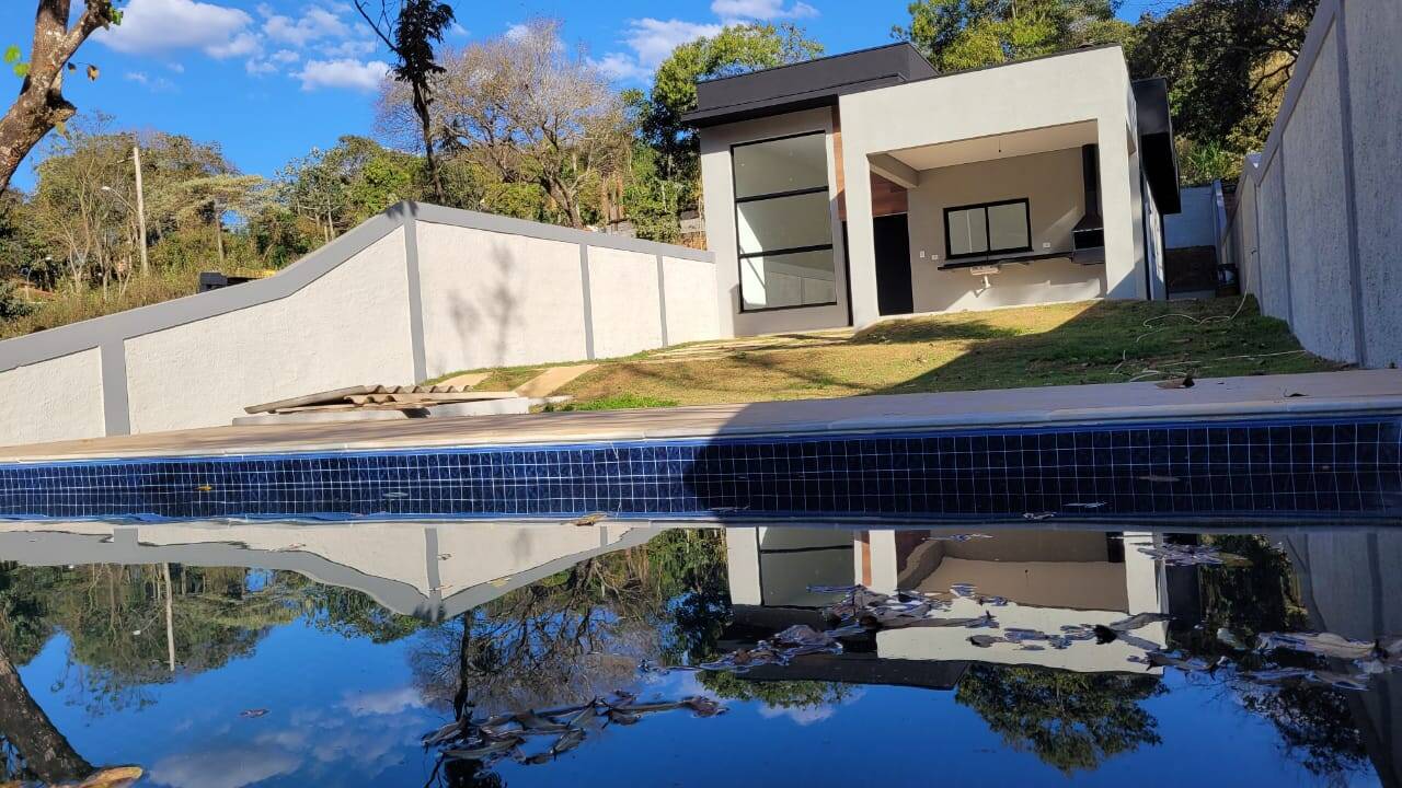 #2639 - Casa para Venda em Mairiporã - SP