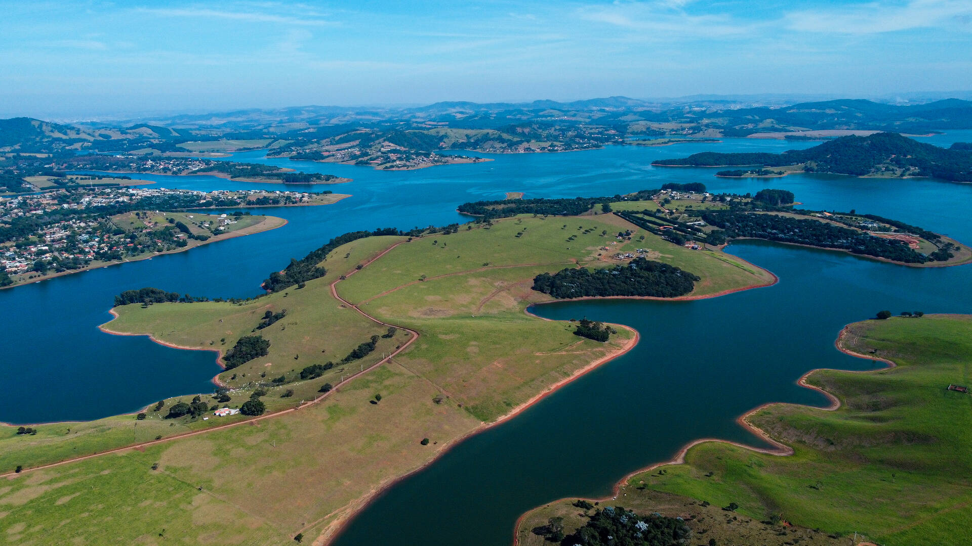 #2646 - Chácaras Represa para Venda em Piracaia - SP
