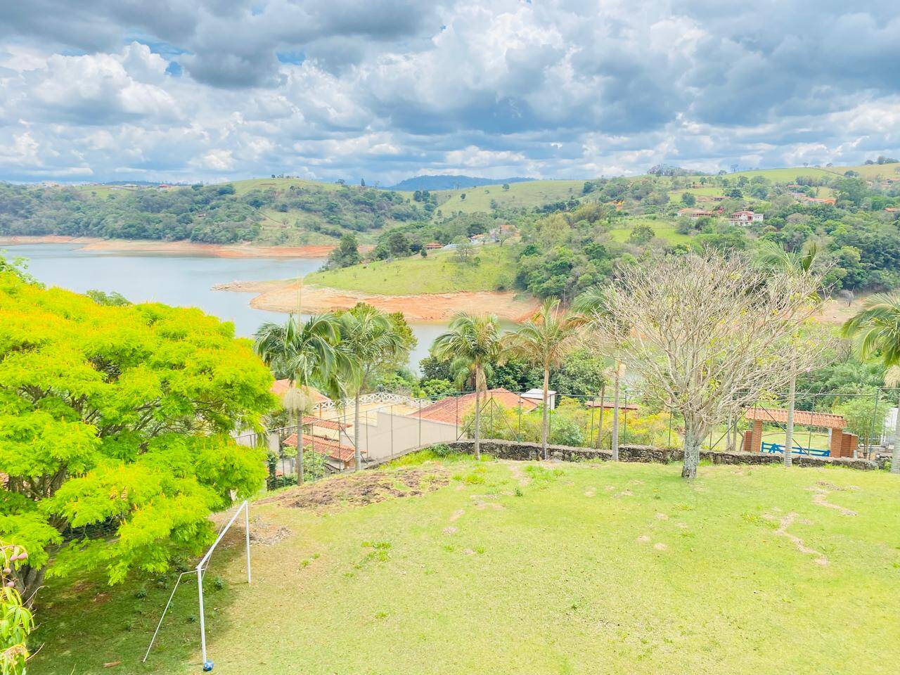 #2591 - Chácara em condomínio para Venda em Vargem - SP