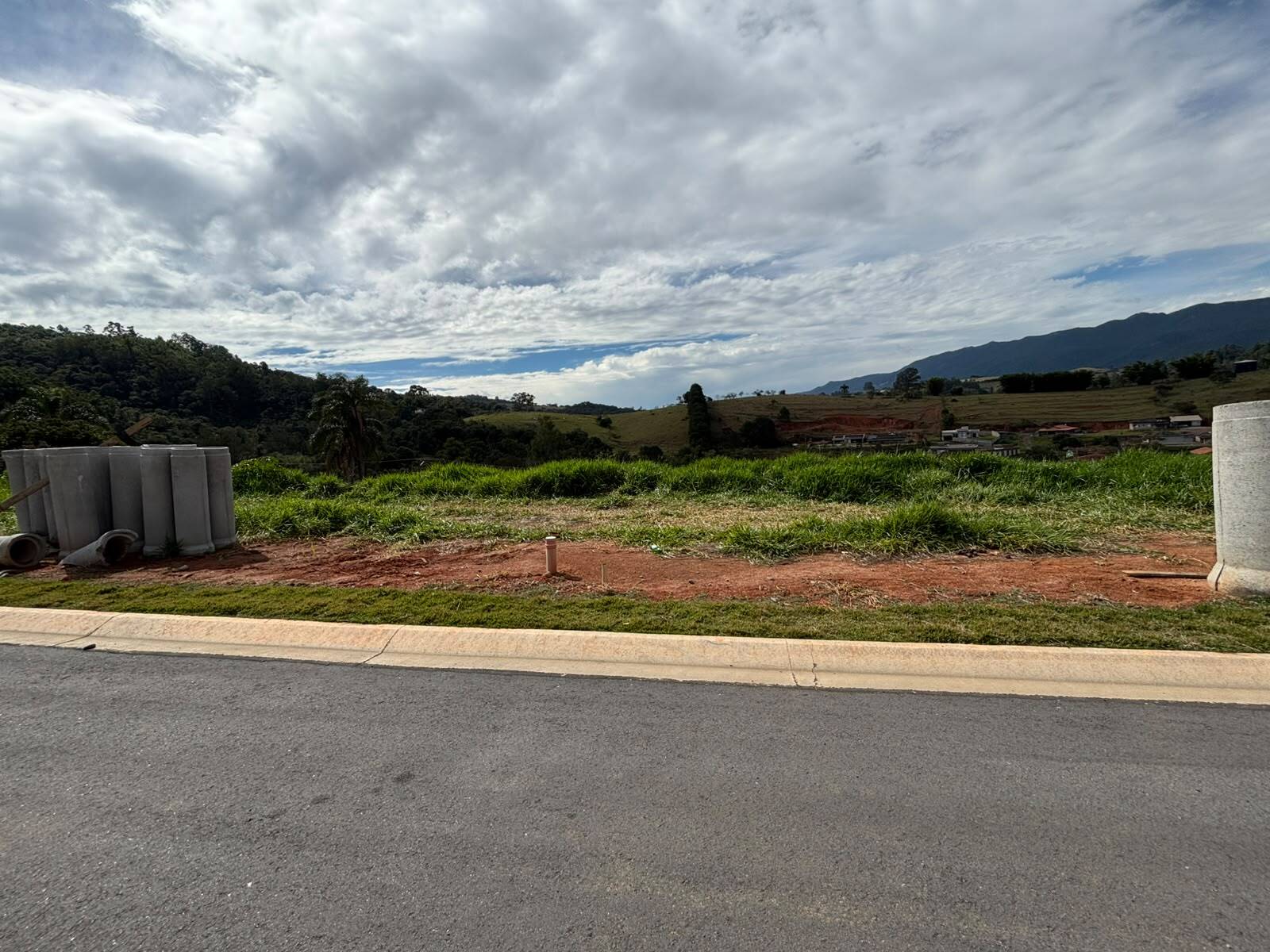 #2663 - Terreno para Venda em Vargem - SP