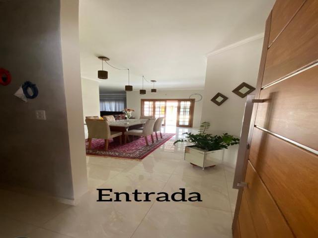 Casa para Venda em Atibaia - 2