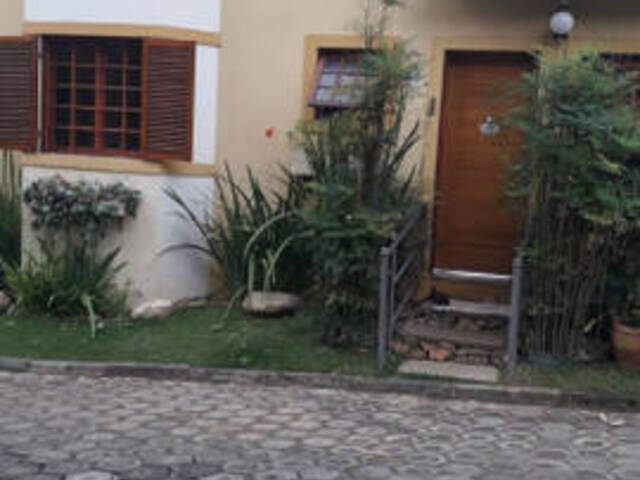 #2044 - Casa em condomínio para Venda em Atibaia - SP - 1