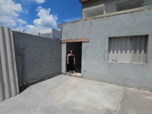 Sobrado para Venda em Mairiporã - 4