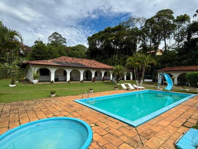 Venda em Mantiqueira - Mairiporã